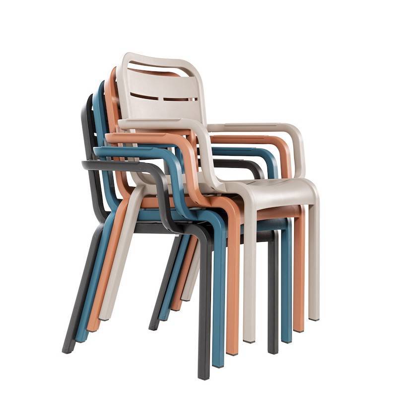 Fauteuil Cannes Grosfillex pour café, hôtel, restaurant : Couleurs Vives, Confort et Durabilité pour Tous Vos Espaces Extérieurs et Intérieurs à Nice, Cannes et la Côte d'Azur